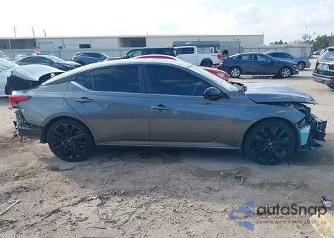 2022 Nissan Altima Sr Fwd из США, поврежденный, VIN 1N4BL4CV2NN325666